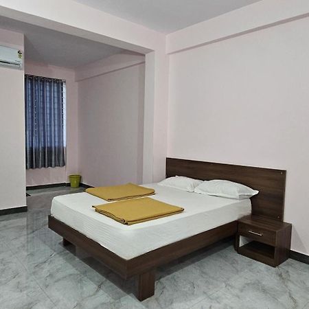 Golden Palace Residency Belagula Exterior foto
